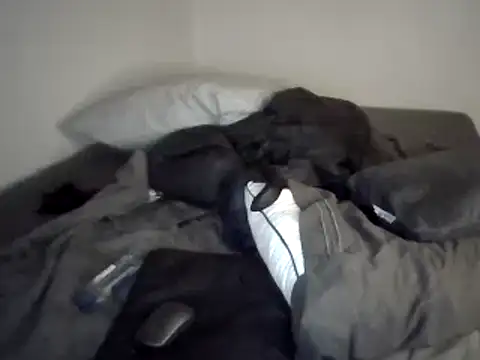 Iliketocooksquirt25 online show from March 2025 01:07:02 PM