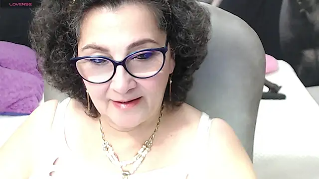 cataleya mom online show from March 2025 03:56:01 AM