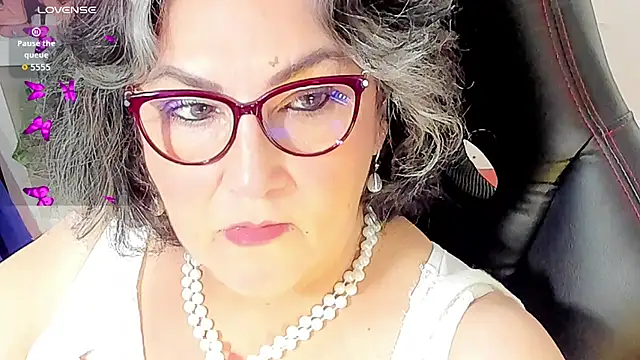 cataleya mom online show from October 2025 11:56:02 PM