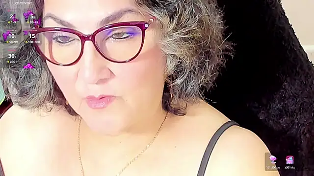 cataleya mom online show from December 2025 11:10:01 PM