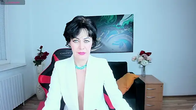 Silvia Wallec online show from February 2026 06:22:02 PM