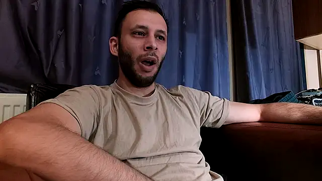 henryaxe online show from December 2024 07:06:01 PM