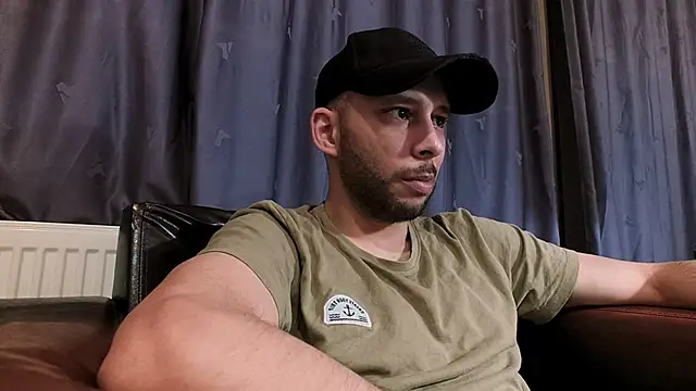 henryaxe online show from December 2024 01:17:02 PM