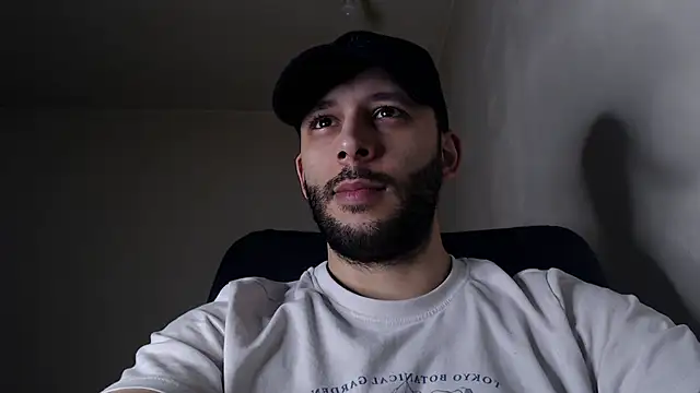 henryaxe online show from December 2025 02:45:02 PM