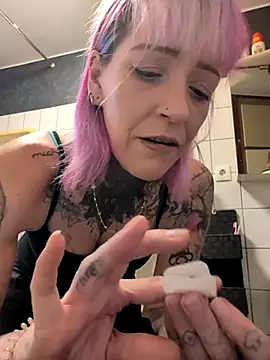 Micky Mouth online show from November 2025 10:06:01 AM