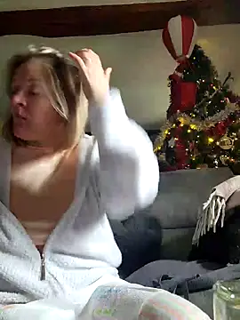 lady charlyne online show from December 2024 09:28:02 AM