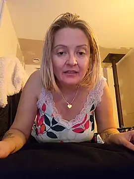 lady charlyne online show from December 2024 11:04:02 AM