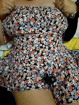 Snapshot of Miss_Barbarella chatting on June 2026 01:36:01 PM Miss Barbarella online show from June 2026 01:36:01 PM