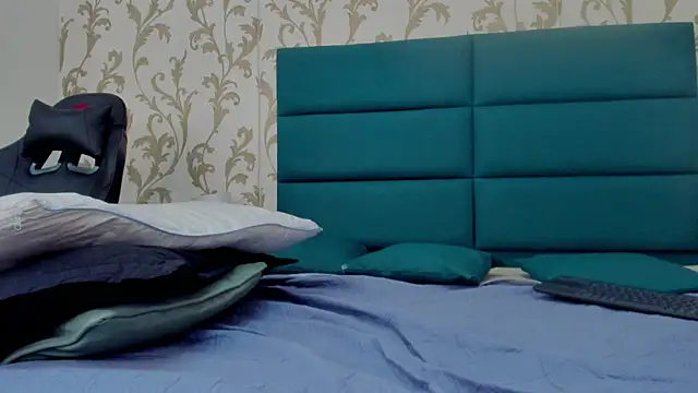 Michael magno online show from December 2024 02:08:02 PM