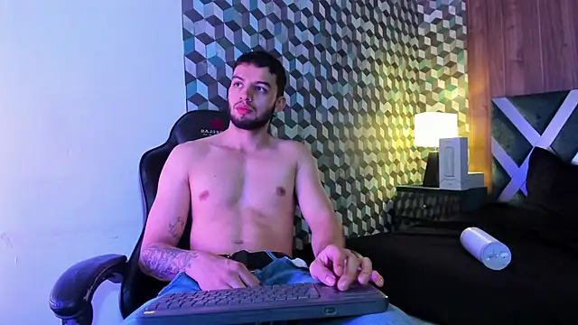 Michael magno online show from January 2025 02:12:02 PM