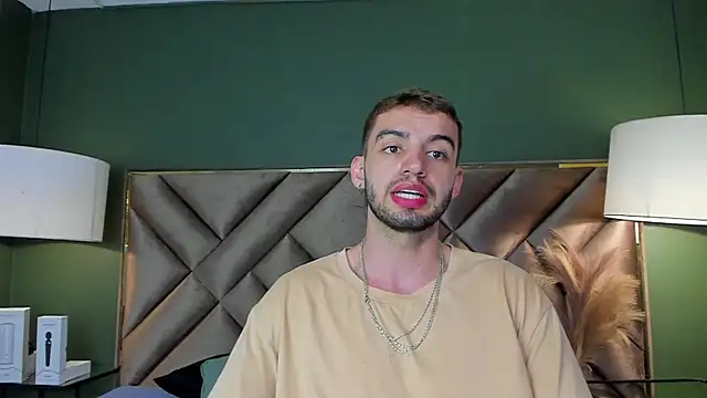 Michael magno online show from September 2025 08:19:01 PM