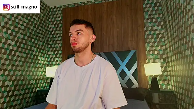 Michael magno online show from November 2025 02:27:02 PM