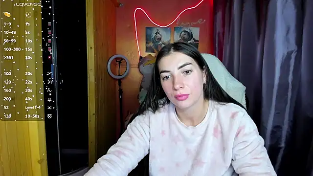 Fiery Brunette  online show from March 2026 02:57:02 AM