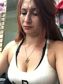 Paula382023 online show from February 2025 06:44:01 PM