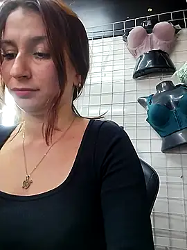 Paula382023 online show from March 2025 06:37:02 PM