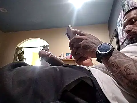 Snapshot of playtyme420691 chatting on March 2025 01:25:02 AM playtyme420691 online show from March 2025 01:25:02 AM