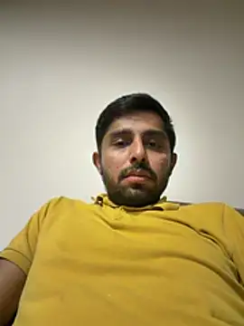 Snapshot of rhuh3991 chatting on April 2026 10:54:02 PM rhuh3991 online show from April 2026 10:54:02 PM