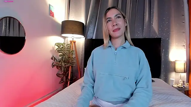 Lauren-Rosse online show from February 2025 11:57:02 PM