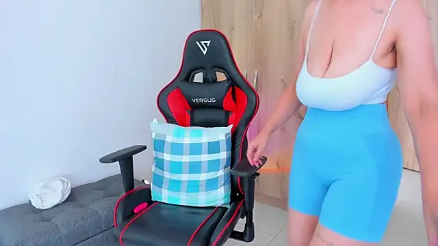  amanda seyfried19 online show from April 2026 05:29:01 PM