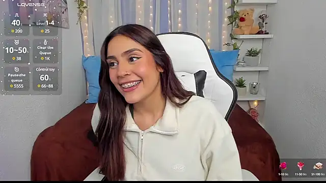 HazzelGray online show from February 2025 07:16:02 PM