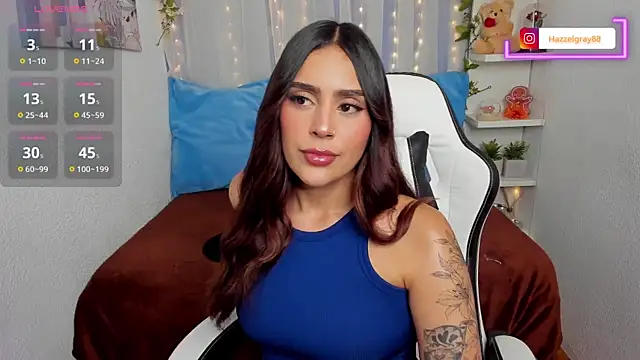 HazzelGray online show from October 2025 04:06:02 PM