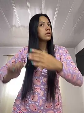 hannahb-e online show from January 2025 06:27:01 PM