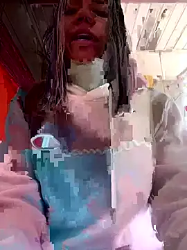 hannahb-e online show from February 2025 04:03:02 PM