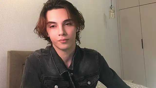 k0sta  online show from January 2025 08:25:02 PM