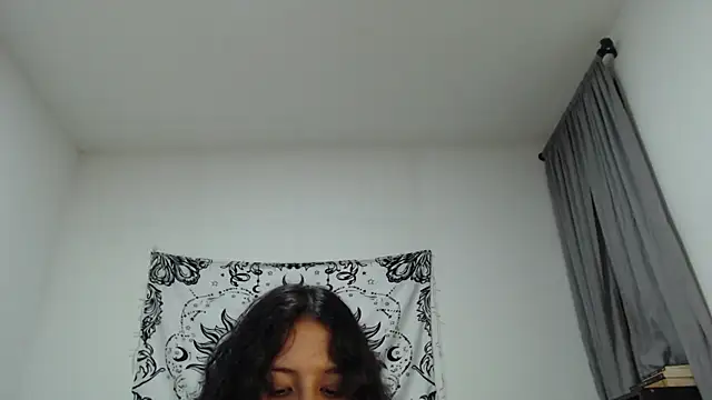 AlinaWoolf  online show from March 2025 04:45:02 AM