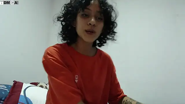 AlinaWoolf  online show from October 2025 09:34:01 PM