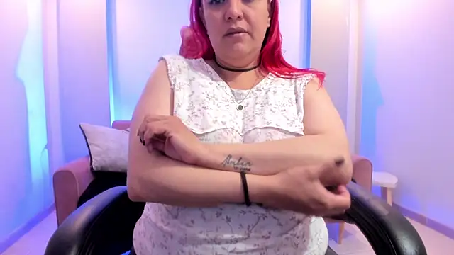 Sammy owens  online show from October 2025 12:14:02 PM