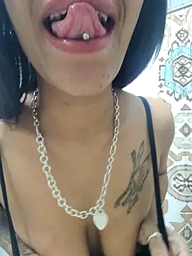 mariah2299 online show from January 2026 04:27:02 AM