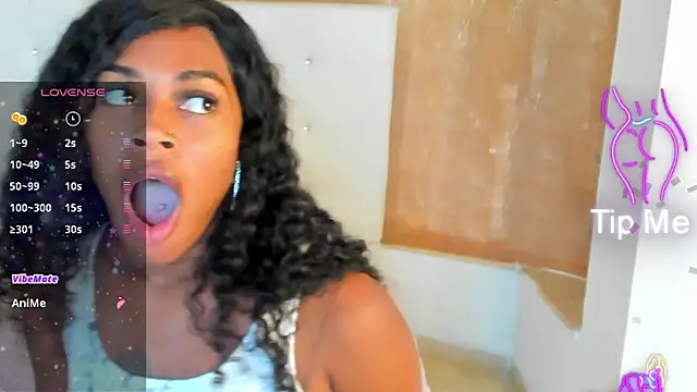 shenielxx online show from March 2025 12:45:02 PM