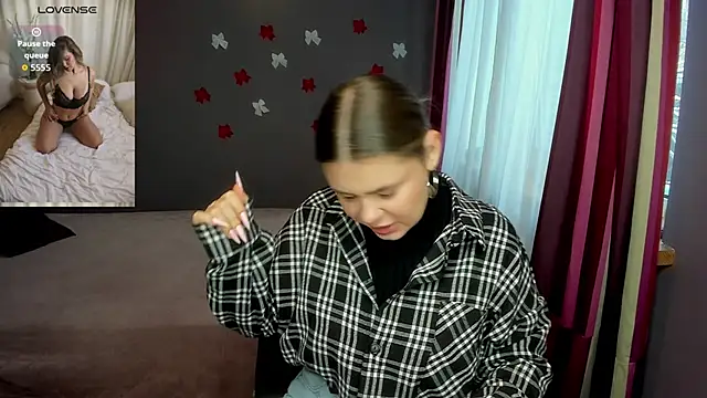 IsabellaBler online show from January 2026 12:42:02 PM