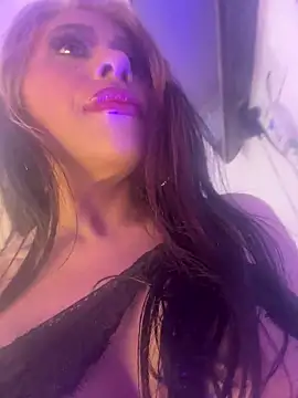 Snapshot of canela_10 chatting on November 2025 03:16:01 AM canela 10 online show from November 2025 03:16:01 AM