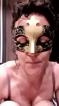 Snapshot of Masquegirlmysterious chatting on February 2026 07:48:01 PM Masquegirlmysterious online show from February 2026 07:48:01 PM