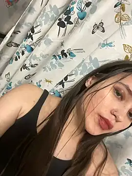 Snapshot of Angel__lika chatting on January 2025 12:55:02 AM Angel lika online show from January 2025 12:55:02 AM