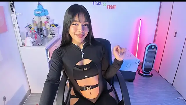 Michelle se online show from November 2025 03:47:02 PM