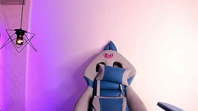 Snapshot of redvelvet7 chatting on February 2025 11:43:02 AM redvelvet7 online show from February 2025 11:43:02 AM