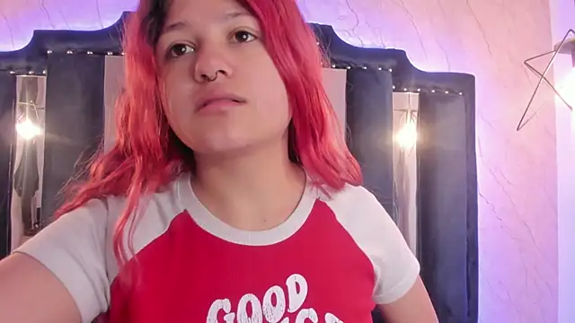 Snapshot of redvelvet7 chatting on March 2025 04:33:02 PM redvelvet7 online show from March 2025 04:33:02 PM