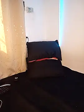 Isabella Du online show from December 2024 02:16:02 PM