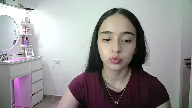 Snapshot of aineangeel chatting on May 2026 02:19:02 AM aineangeel online show from May 2026 02:19:02 AM