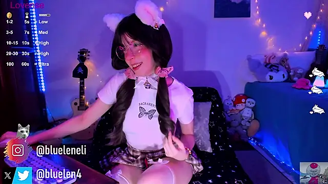 bluelen online show from January 2025 08:08:01 AM