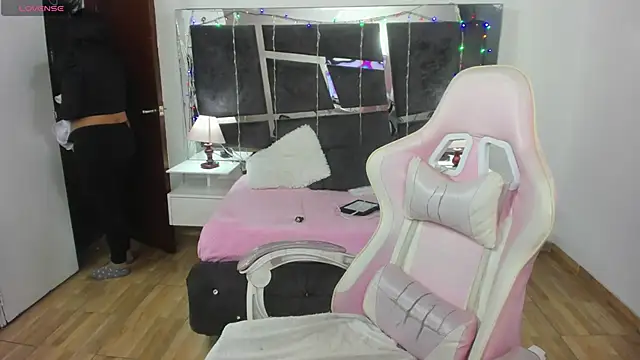 iam sofiia online show from December 2024 09:11:01 PM