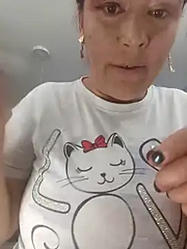 Snapshot of MarthinaBaker chatting on February 2026 12:17:01 PM MarthinaBaker online show from February 2026 12:17:01 PM