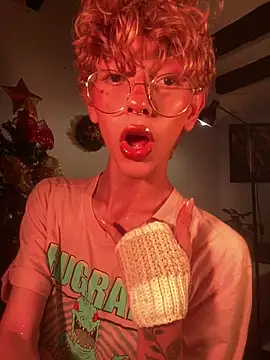 lyamthommpson online show from December 2025 09:11:02 PM