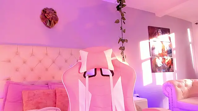 Brann tadzio online show from December 2024 10:04:01 PM