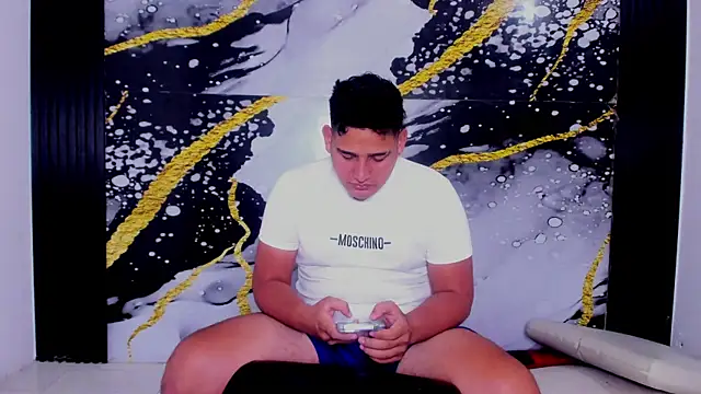 sweethot    online show from September 2025 01:57:02 PM