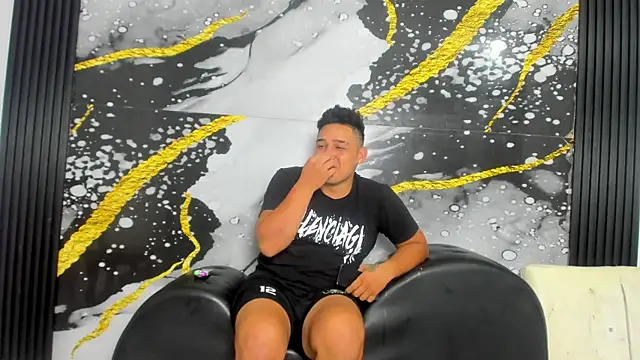 sweethot    online show from September 2025 01:37:01 PM