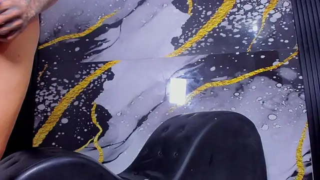 sweethot    online show from October 2025 02:36:01 PM